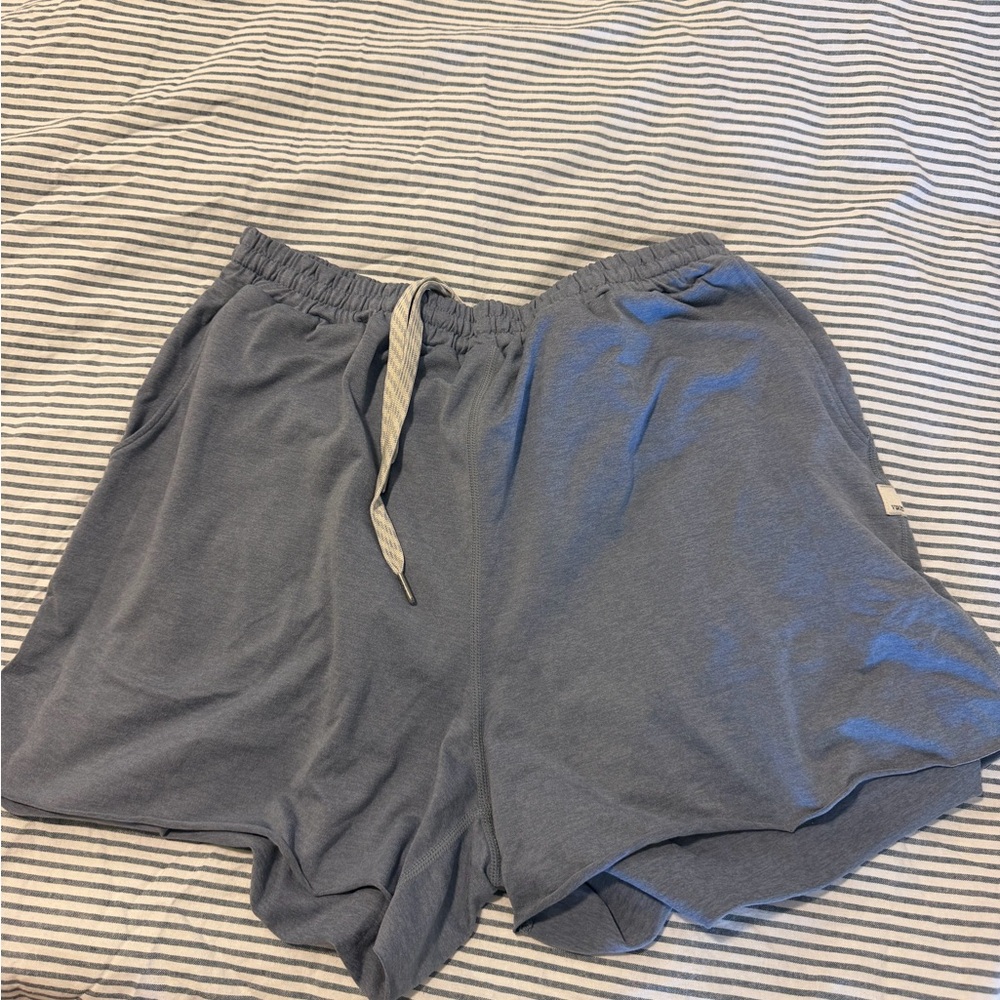 Vuori halo performance short